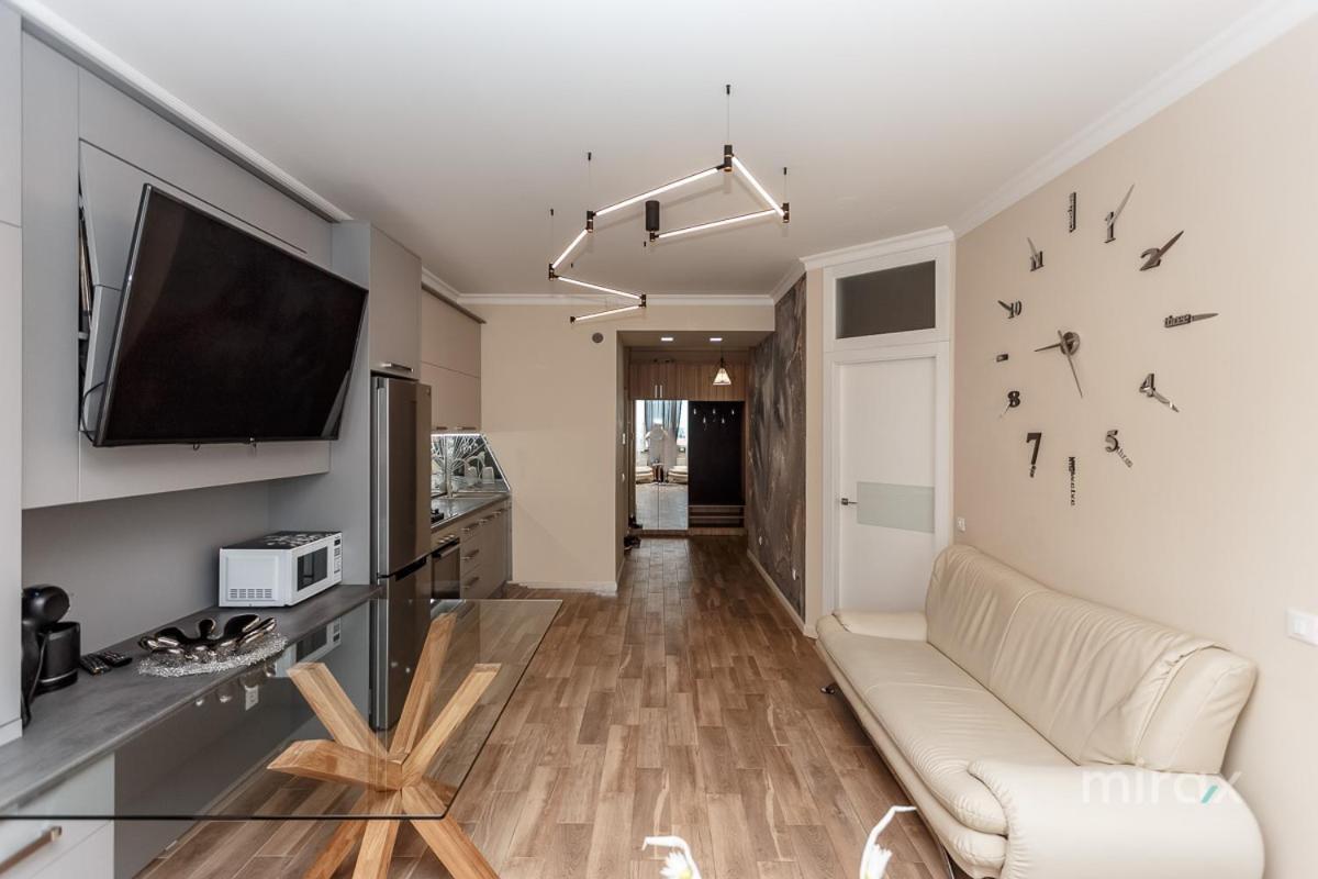 Utra Center Beste Apartment City View Κισινάου Εξωτερικό φωτογραφία